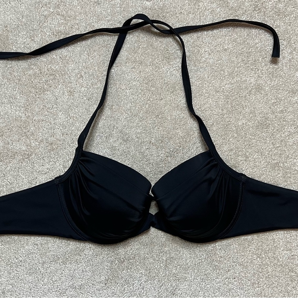 Victoria’s Secret black bikini swim top size 34C